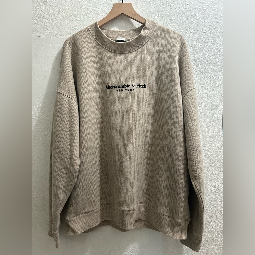 Abercrombie & Fitch Tan Crewneck Sweater